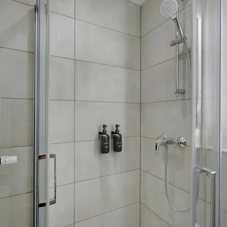 70qm Kueche Zentral Lägenhet *