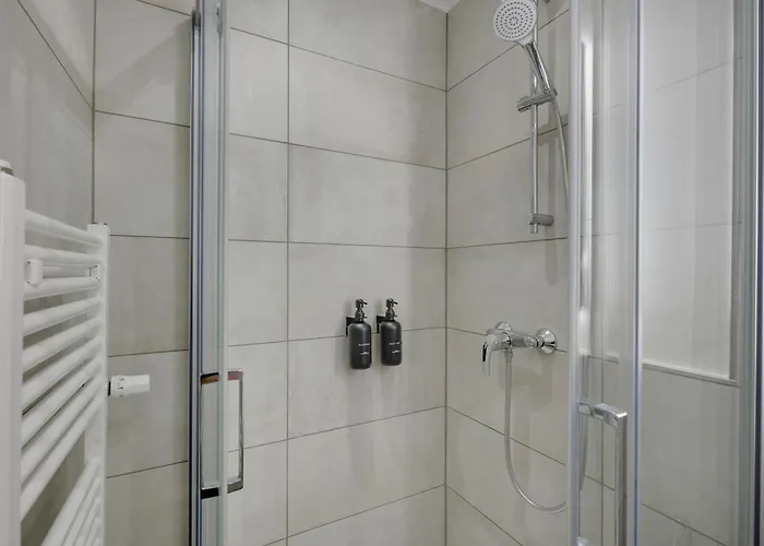 70qm Kueche Zentral Lägenhet *