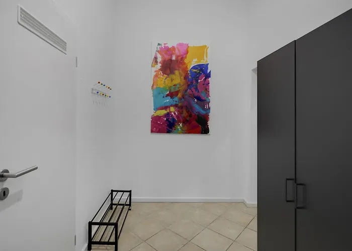 Lägenhet 70qm Kueche Zentral Düsseldorf